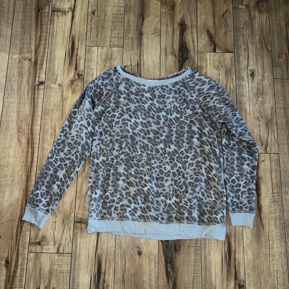 cheetah print crewneck